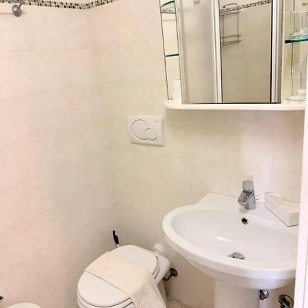 Casa Caribe - Piscina, E Parcheggio Inclusi! Gratis * Sanremo